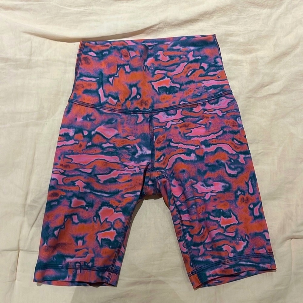 Lululemon high rise biker shorts size 2